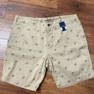 NWT Lucky Brand Mens Khaki Shorts Palm Tree Embroidered Casual Chino Beach 38